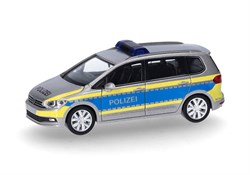 097949 Volkswagen (VW) Touran "Polizei Hamburg" - фото 16813